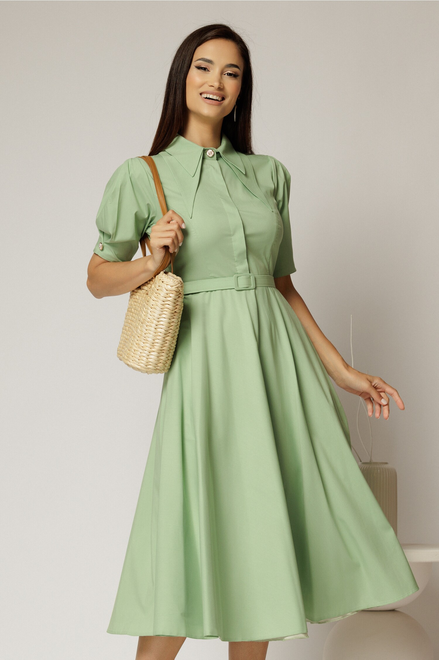 Rochie DY Fashion din poplin verde fistic cu guler dublu si nasture la guler