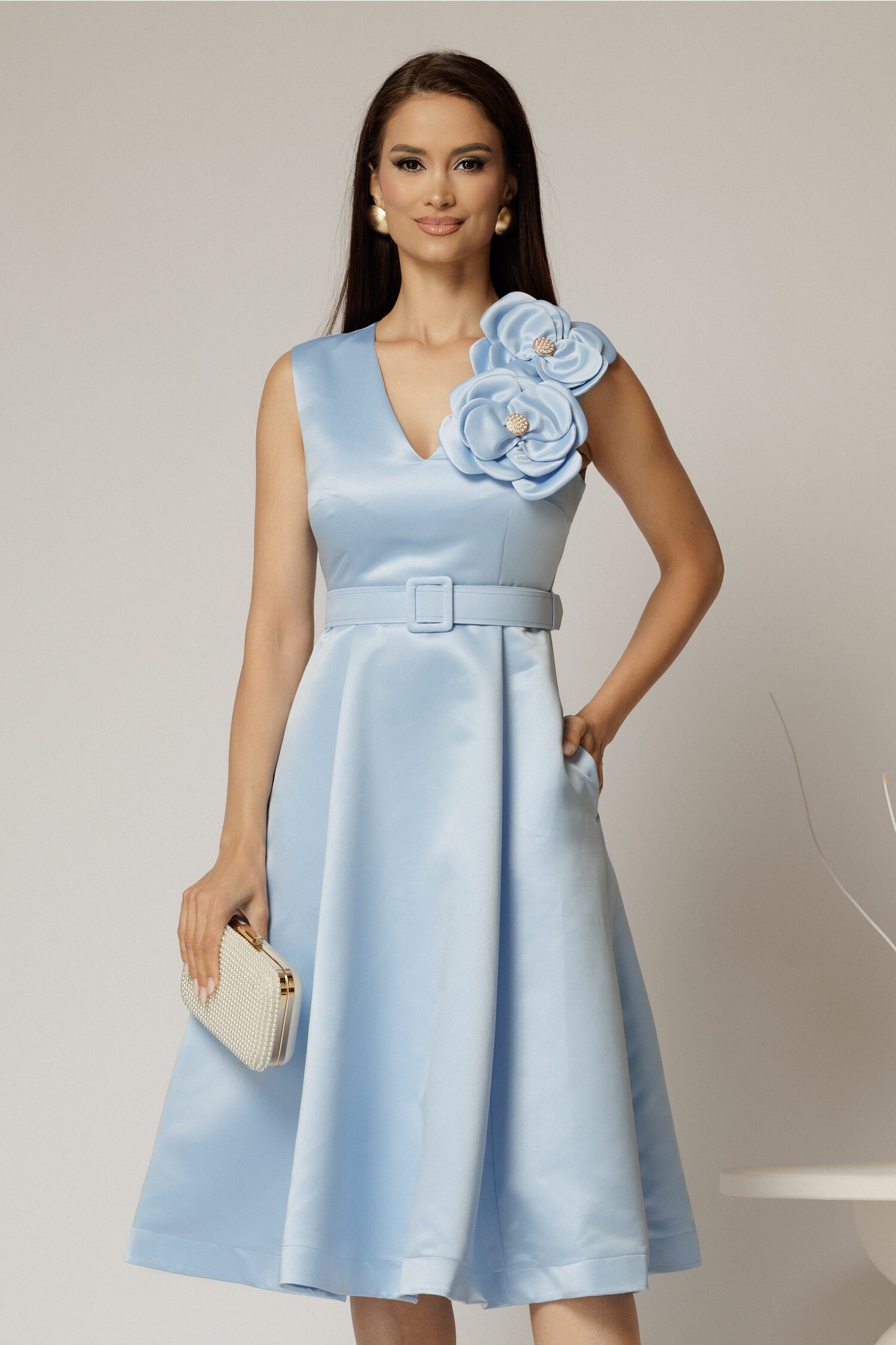 Rochie DY Fashion din tafta bleu cu floare ampla cu perla pe umar