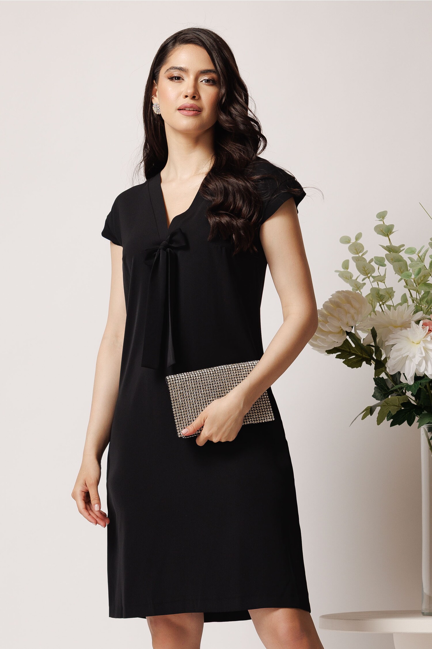 Rochie DY Fashion din triplu voal neagra cu funda la decolteu