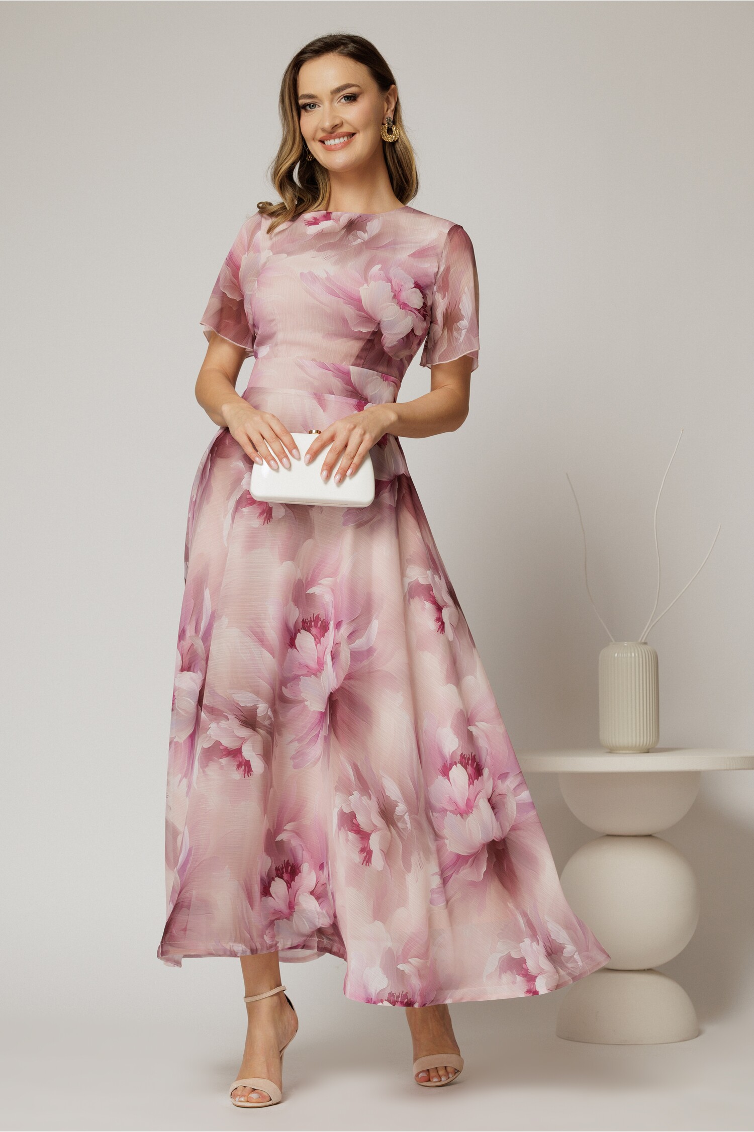 Rochie DY Fashion lunga cu imprimeu roz din voal creponat cu rijelina