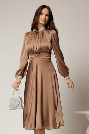 Rochie DY Fashion maro din voal cu perle la guler si maneci