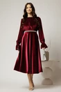 Rochie DY Fashion midi bordo din catifea cu perle pe talie, 3, dyfashion.ro