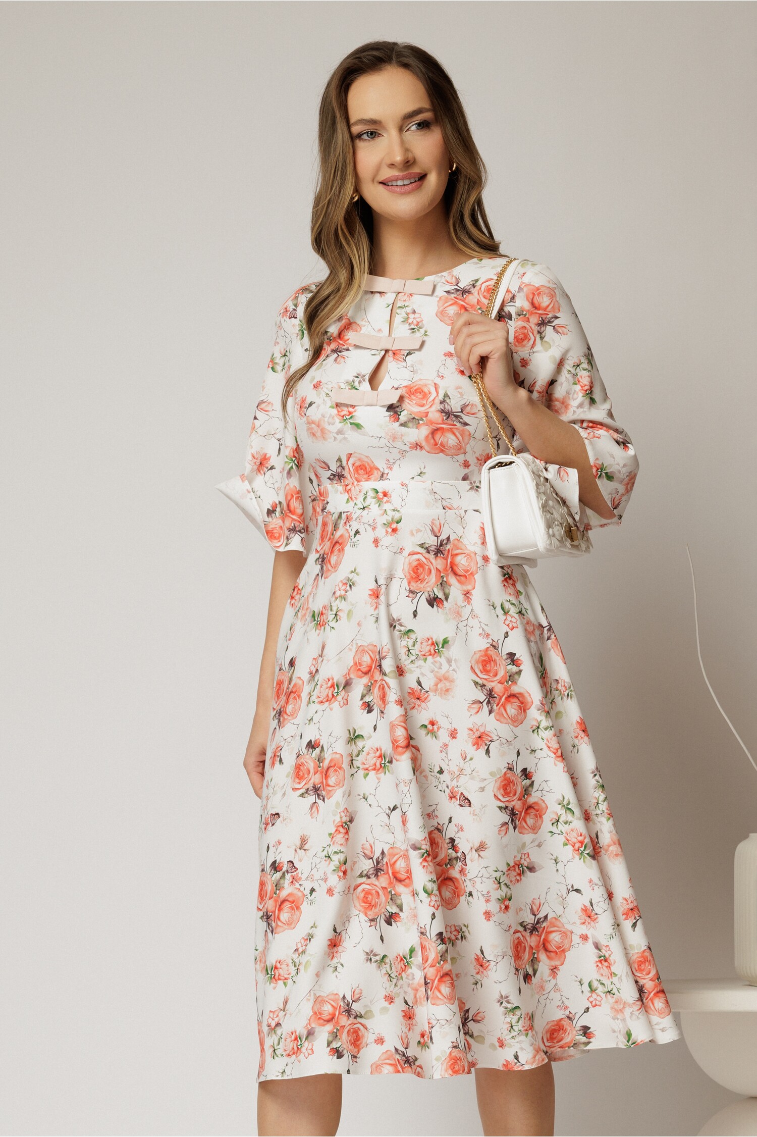 Rochie DY Fashion midi cu imprimeu oranj cu maneci evazate si funde pe bust