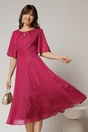 Rochie DY Fashion midi magenta din voal in clos cu fir lurex si accesoriu la decolteu, 1, dyfashion.ro