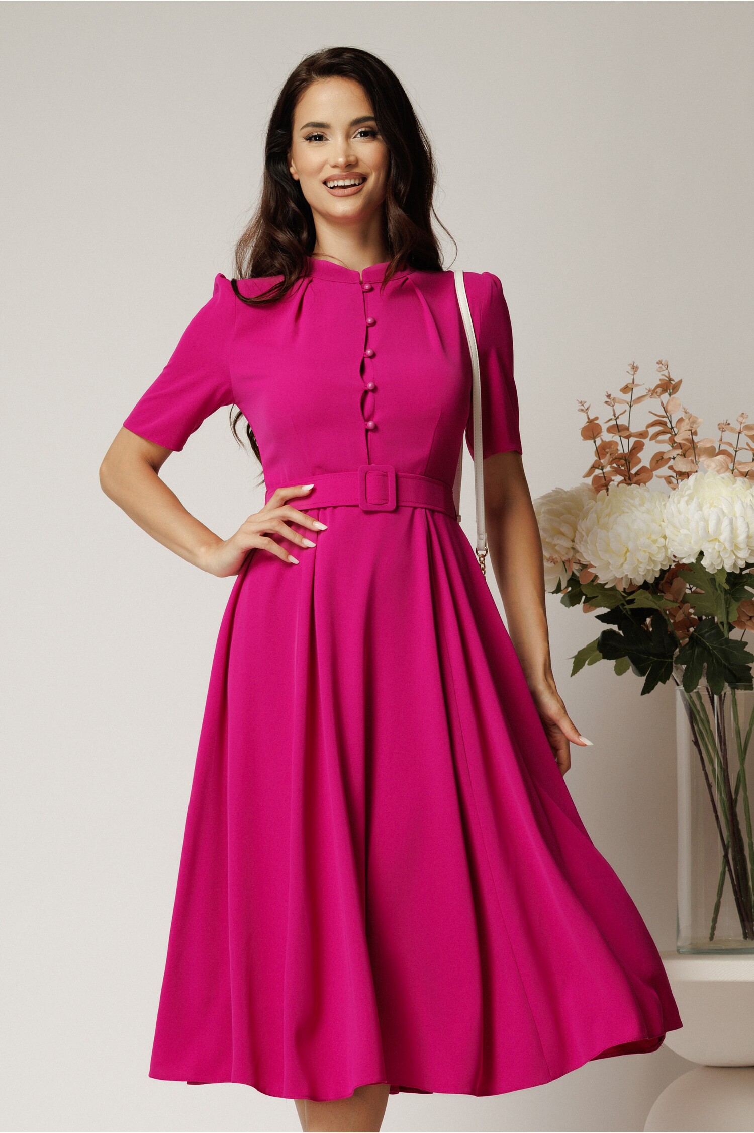 Rochie DY Fashion midi magenta in clos din triplu voal cu nasturi la bust si curea in talie Rochie DY Fashion midi magenta in clos din triplu voal cu nasturi la bust si curea in talie