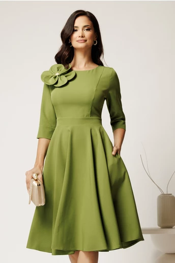 Rochie DY Fashion midi verde olive din stofa in clos cu floare maxi la bust