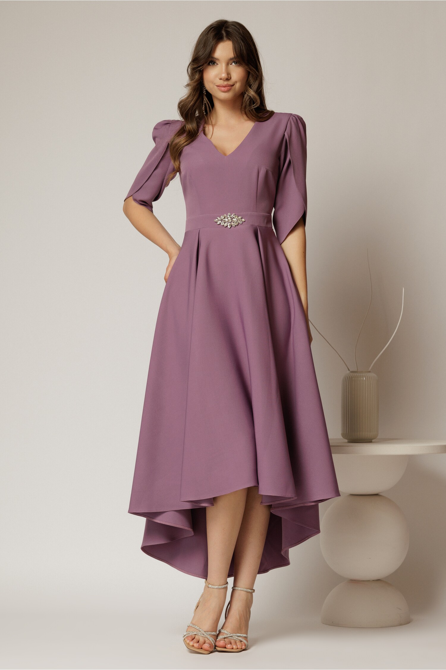 Rochie DY Fashion mov asimetrica cu maneci lalea si aplicatie pe talie