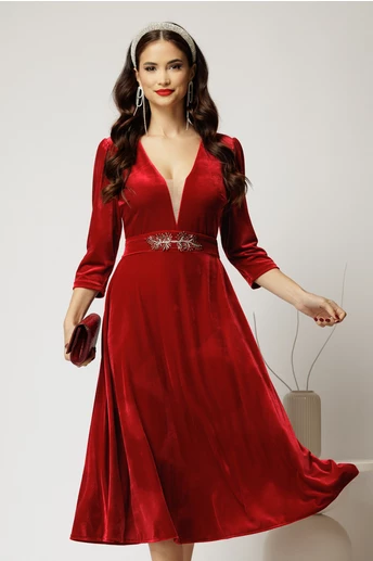 Rochie DY Fashion rosie din catifea cu decolteu adanc si cordon cu aplicatii