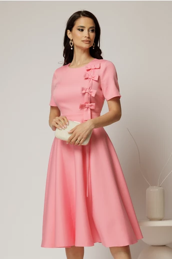 Rochie DY Fashion roz cu funde pe bust si maneci scurte