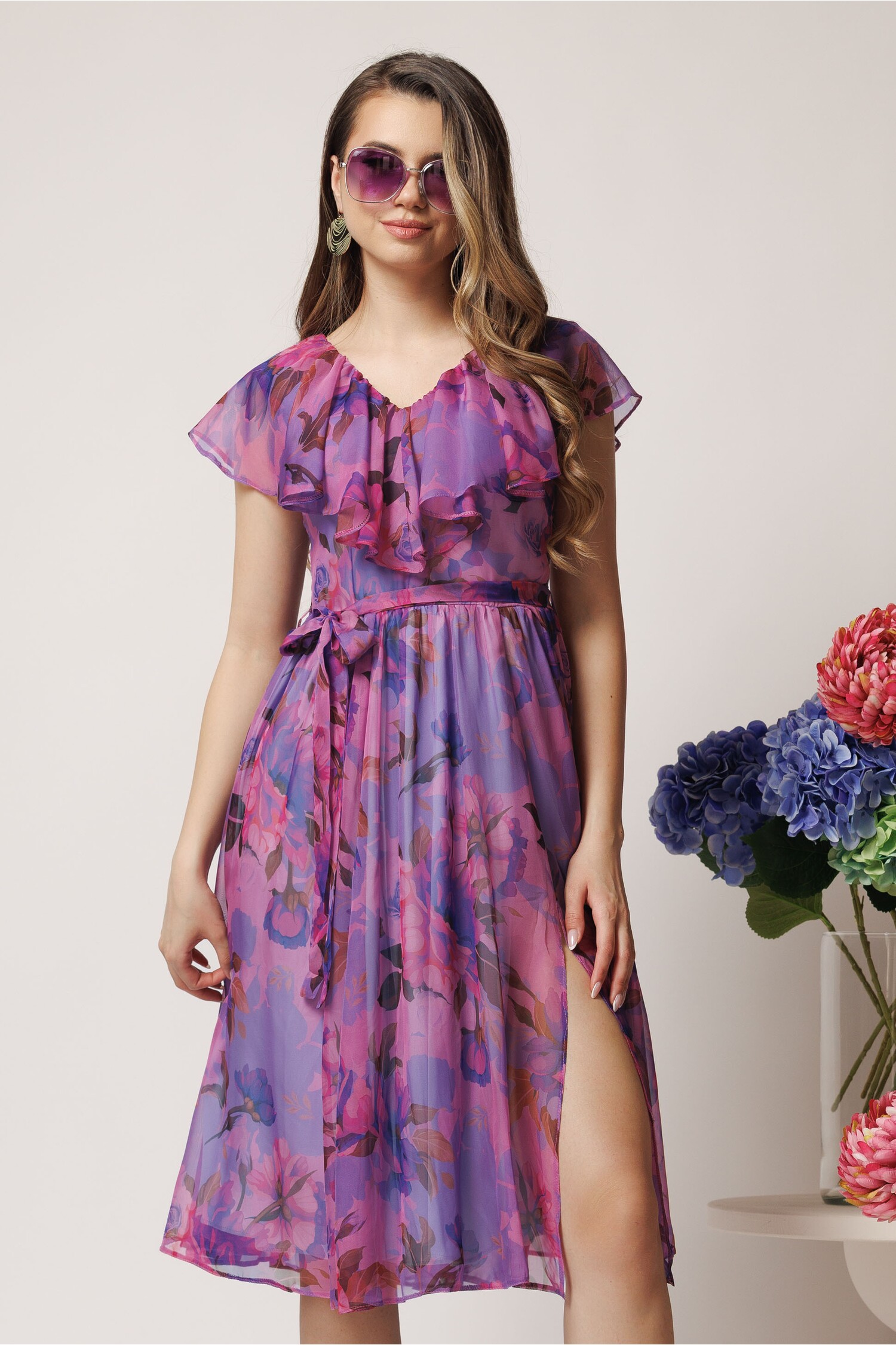 Rochie DY Fashion roz din voal cu imprimeu mov si cordon in talie