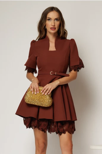 Rochie DY Fashion scurta caramizie clos cu dantela la maneci si fusta