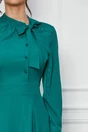 Rochie Dy Fashion verde cu funda la guler si nasturi pe bust