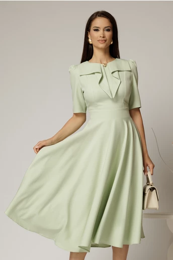 Rochie DY Fashion verde fistic cu guler amplu si detaliu inima