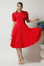 Rochie eleganta din stofa rosu zmeura cu floare maxi pe bust si maneci bufante