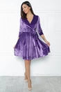Rochie eleganta mov din catifea cu buline din glitter