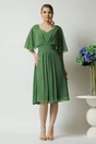 Rochie eleganta vaporoasa din voal verde cu pliuri pe talie