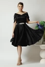 Rochie Ella Collection Jolie eleganta din tafta neagra cu accesoriu metalic in talie