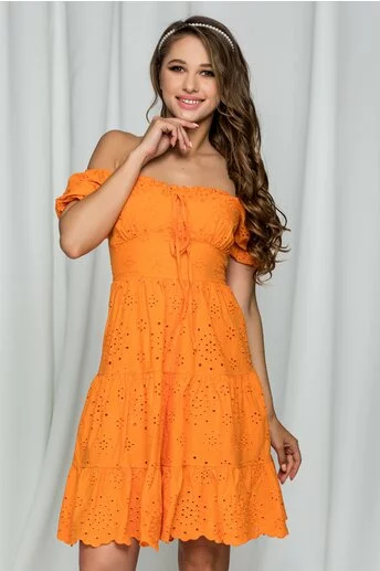 Rochie Florina orange cu maneci bufante si model ajurat