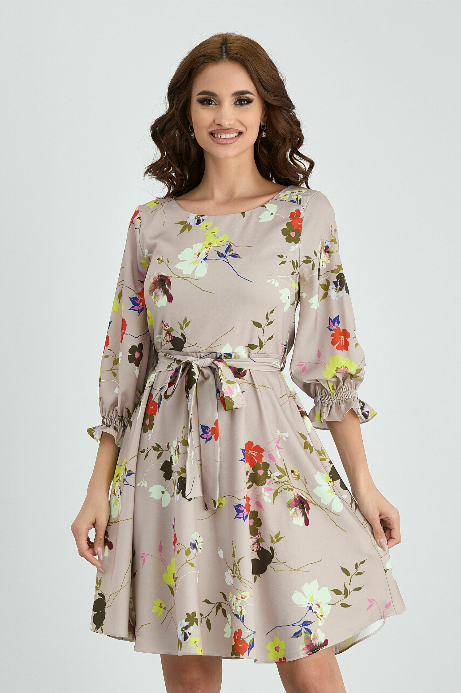 Rochie lara bej cu imprimeuri florale
