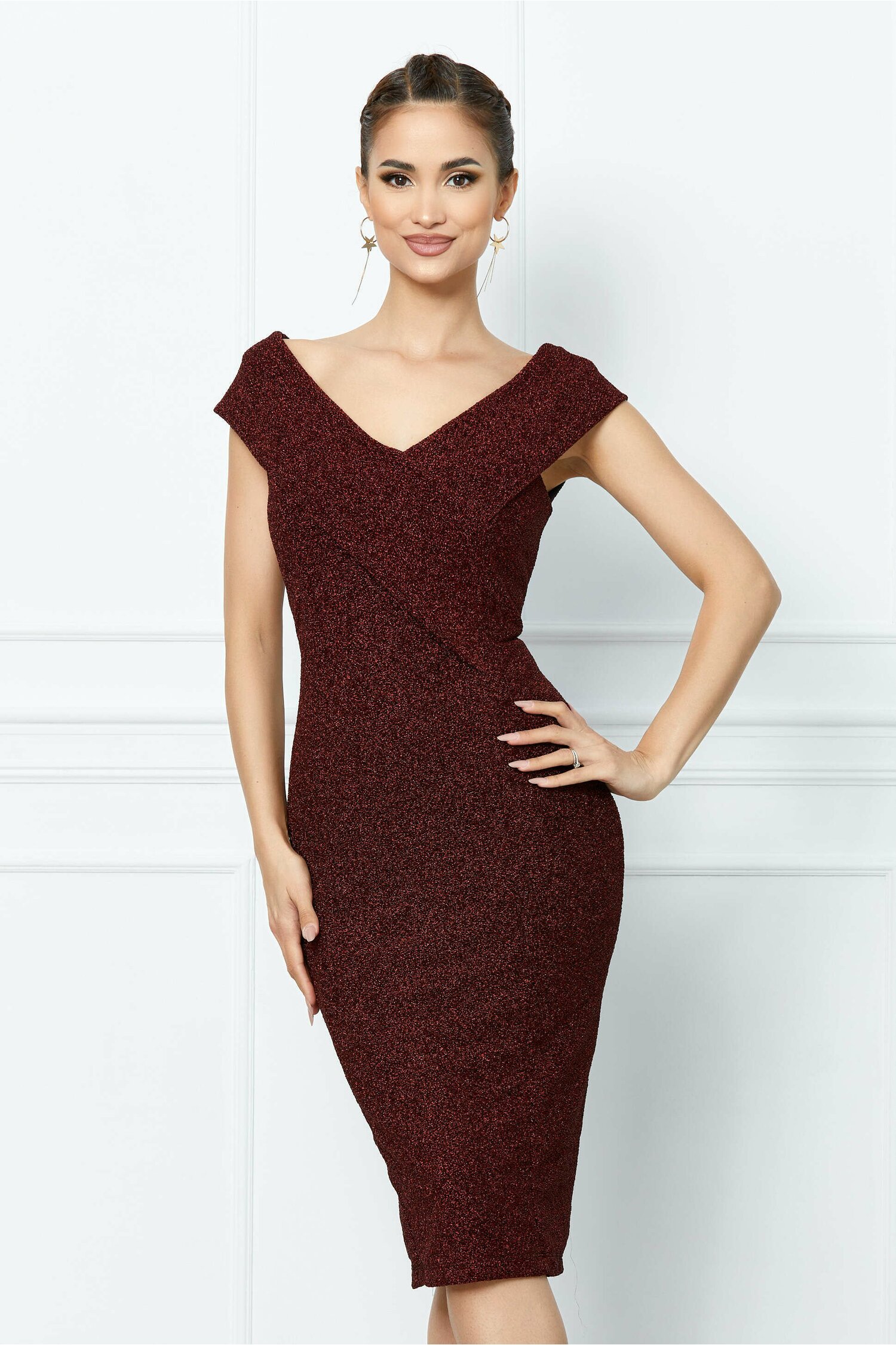 Rochie Lara bordo din lurex cu decolteu in V