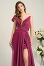 Rochie lunga de ocazie din lurex magenta cu aplicatie lasata pe umar