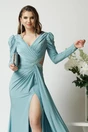 Rochie lunga de ocazie din lycra verde mint cu tull si strasuri in talie