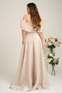 Rochie lunga de ocazie din organza bej cu umerii goi