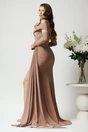 Rochie lunga eleganta din lycra maro cu strasuri la decolteu si maneci detasabile