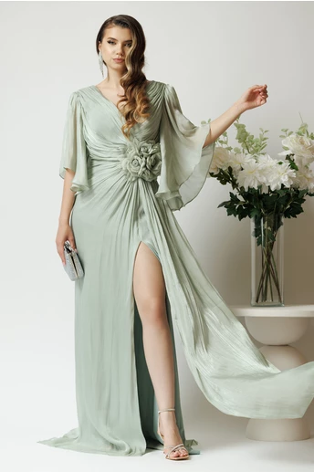 Rochie lunga eleganta din voal verde mint cu reflexii si floare maxi in talie