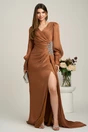 Rochie lunga maro din voal plisat cu strasuri in talie, 1, dyfashion.ro