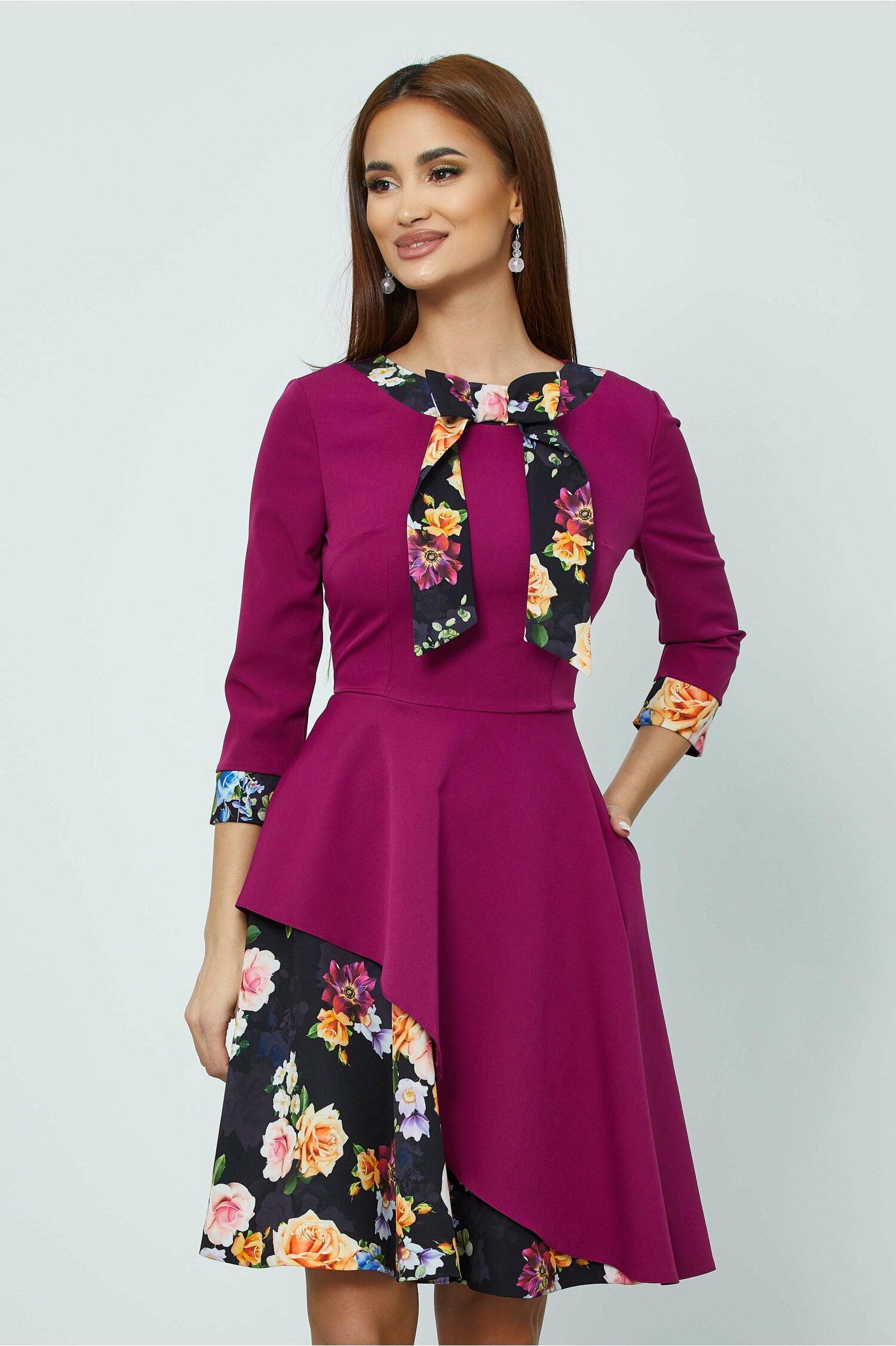 Rochie mbg magenta cu print floral si funda la guler