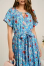 Rochie midi albastra din viscoza in clos cu flori roz si cordon in talie, 3, dyfashion.ro