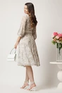 Rochie midi bej din voal in clos cu imprimeuri si curea in talie, 2, dyfashion.ro