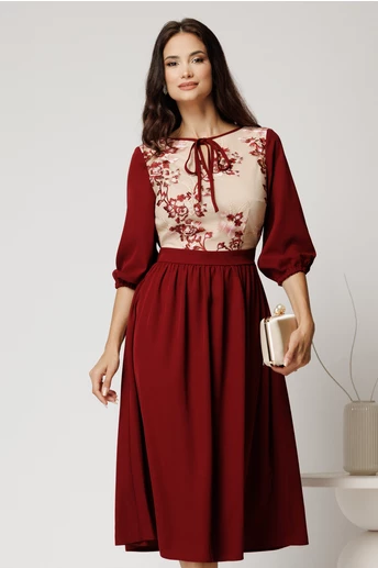 Rochie midi bordo din triplu voal in clos cu bust bej din dantela