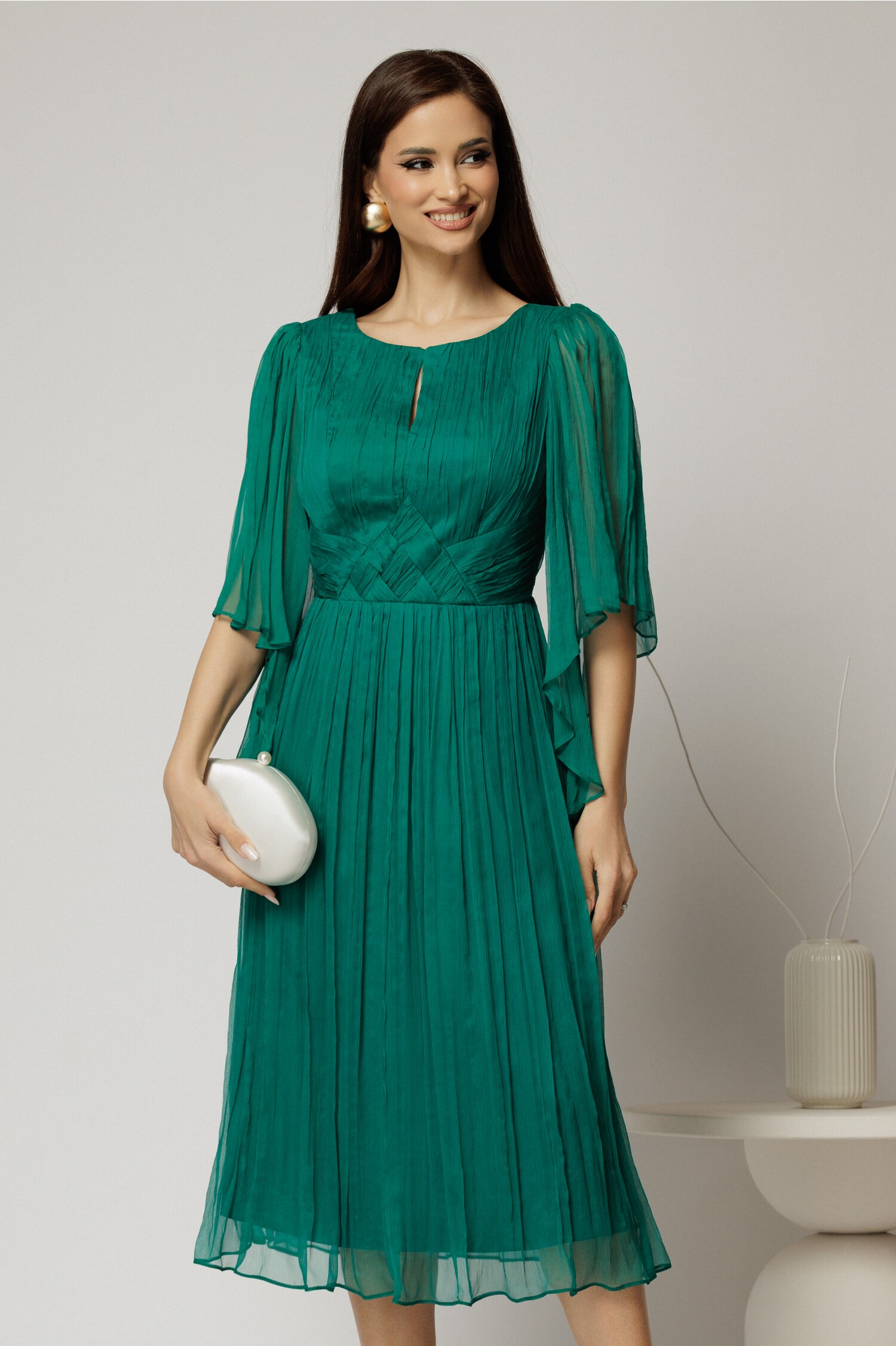 Rochie midi din matase naturala verde cu maneci evazate si talia impletita