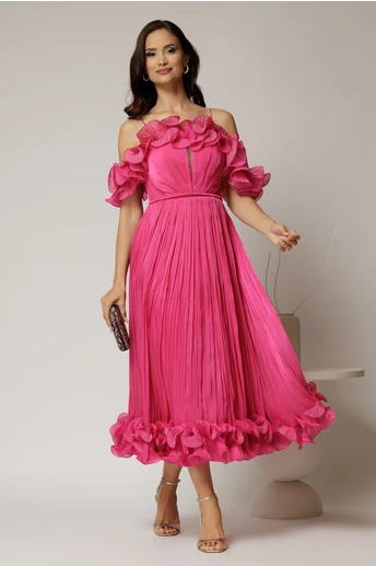 Rochie midi fucsia in clos din voal satinat cu volanase la bust si la baza