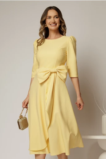 Rochie midi galbena funda ampla pe talie decolteu rotund maneci trei sferturi