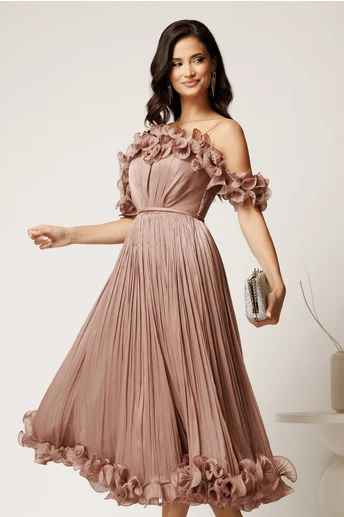 Rochie midi roz in clos din voal satinat cu volanase la bust si la baza