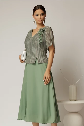 Rochie midi verde fistic cu bustul din lurex si decolteu in V
