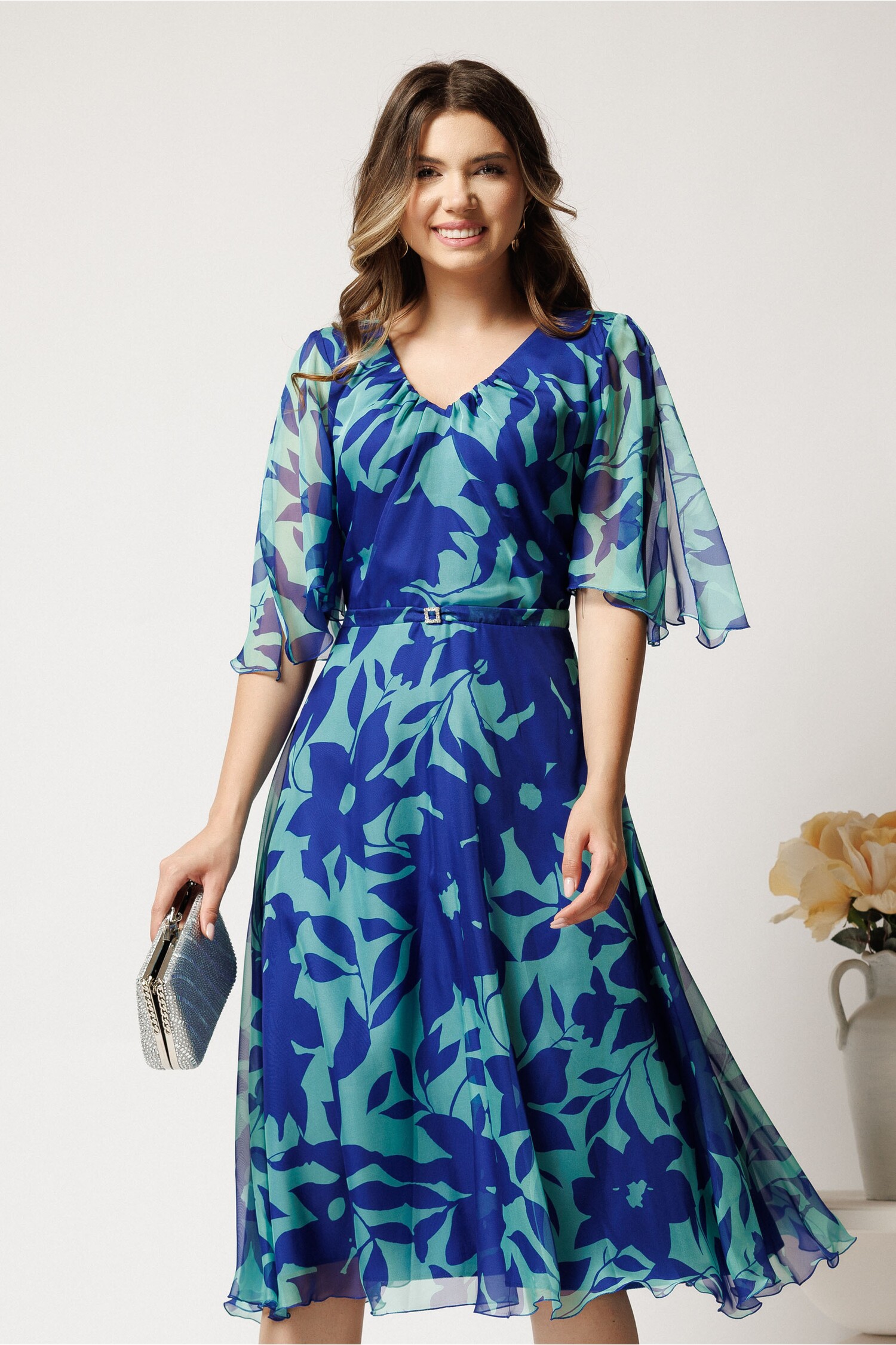 Rochie midi verde mint din voal cu imprimeu albastru si maneci vaporoase- Viada