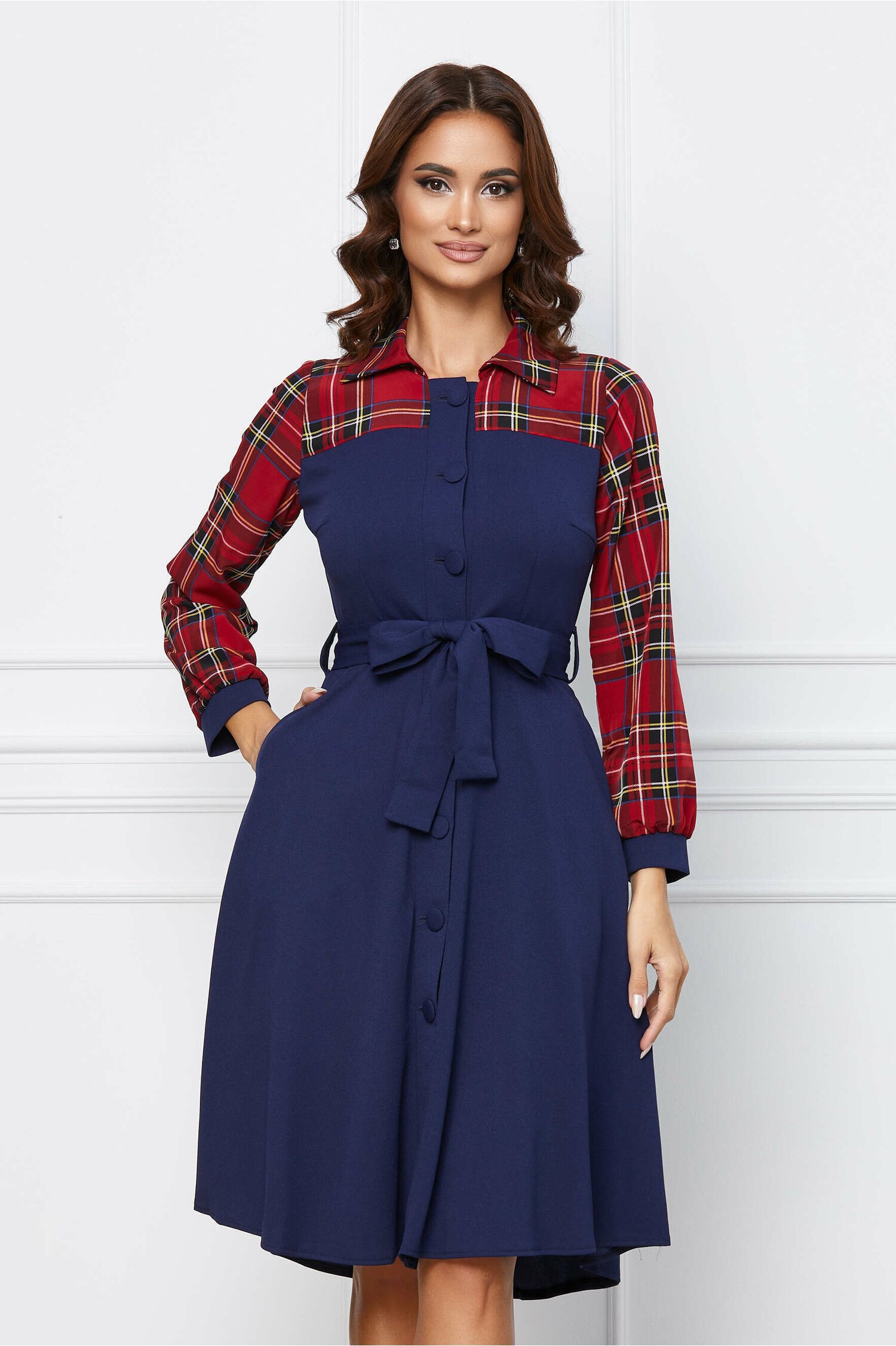 Rochie Moze bleumarin cu carouri rosii