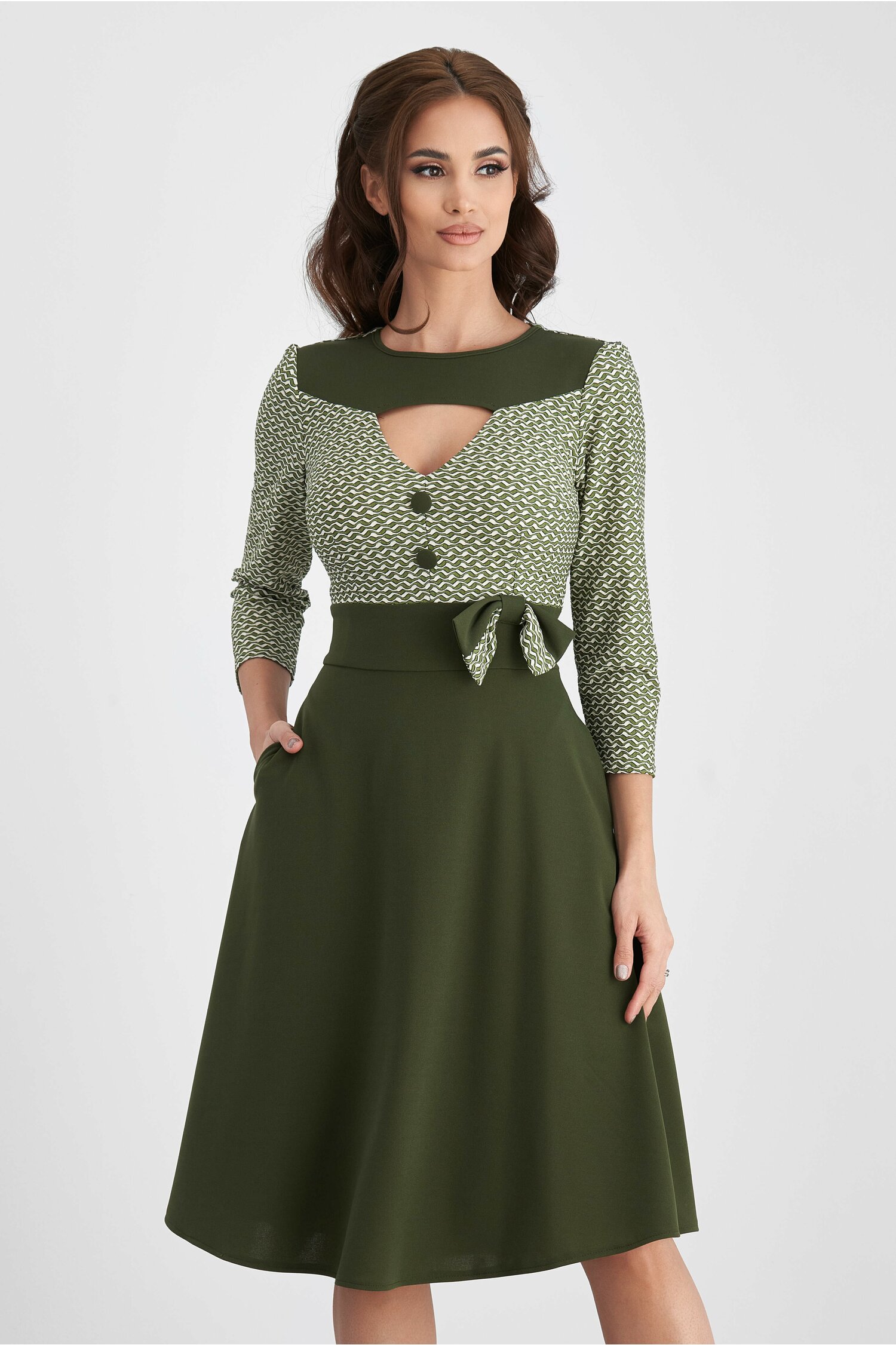 Rochie moze kaki cu fundita in talie