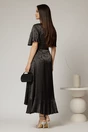 Rochie neagra lunga din satin in clos cu volan si crapatura pe fusta, 2, dyfashion.ro