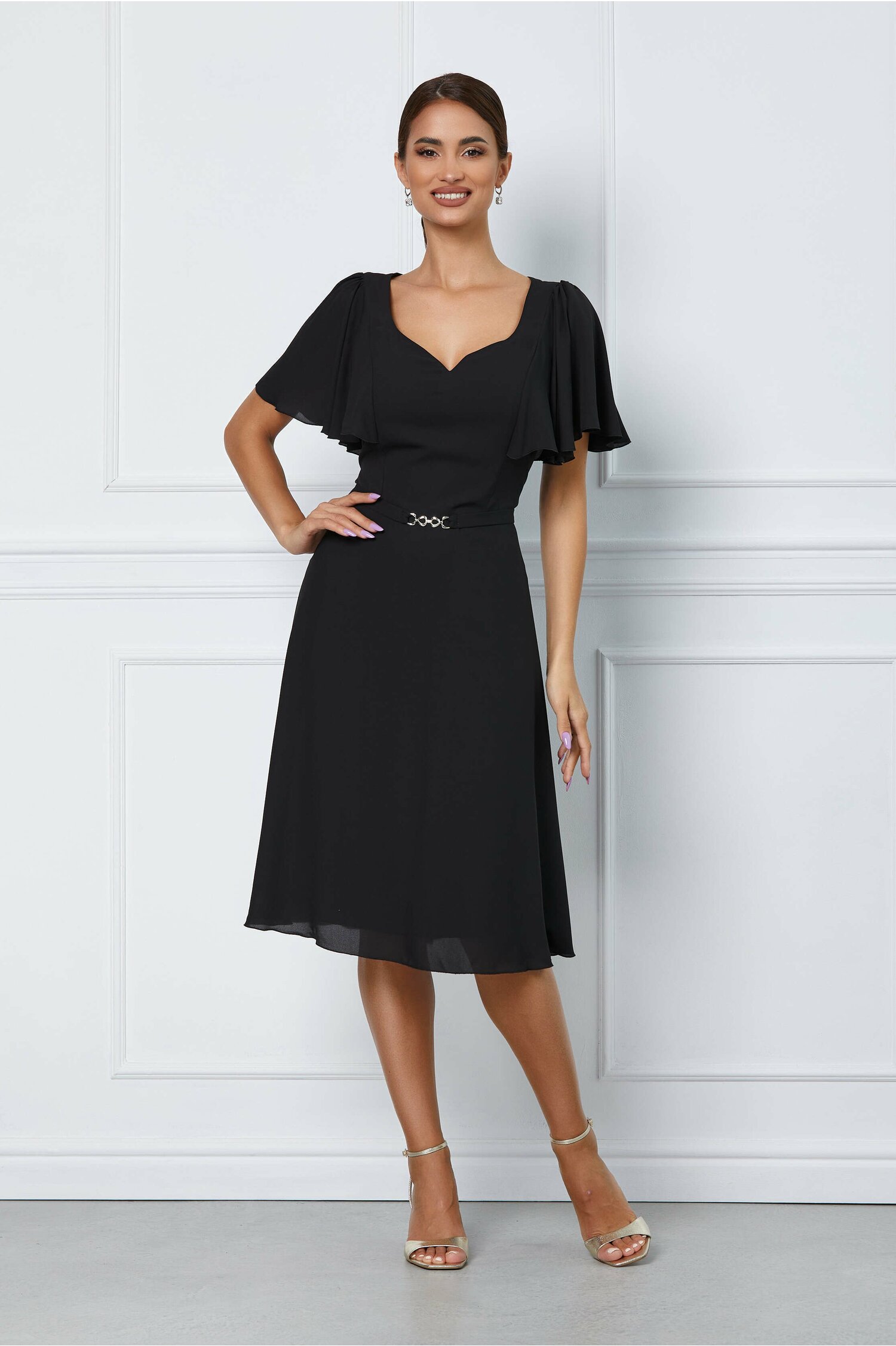 Rochie Nora neagra cu volane la maneci - Rochii-Dama.ro