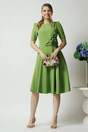 Rochie office din stofa verde cu floare maxi pe talie