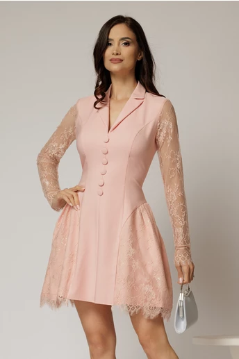 Rochie scurta roz cu maneci din dantela si nasturi decorativi