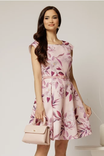 Rochie scurta roz in clos cu imprimeu floral mov si curea in talie