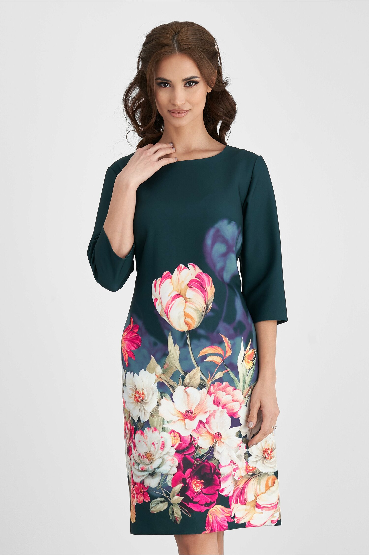 Rochie silvia verde cu imprimeu floral la baza