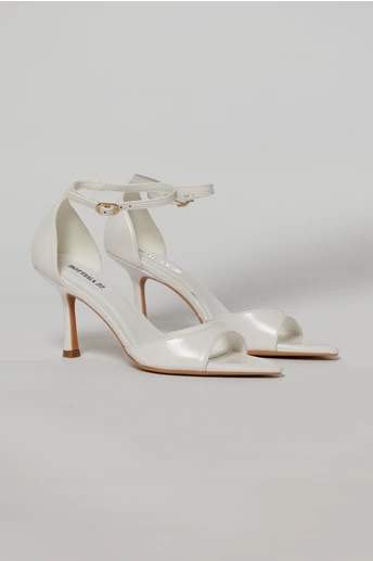 Sandale albe elegante din piele ecologica cu varf ascutit