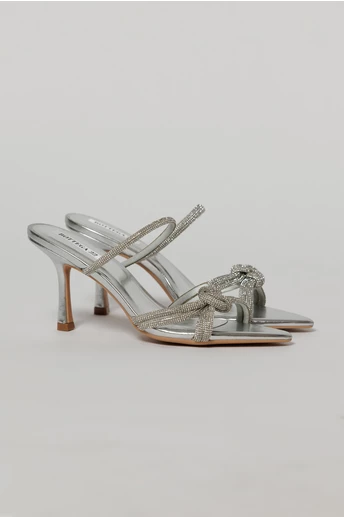 Sandale elegante argintii cu varf ascutit si barete cu strasuri